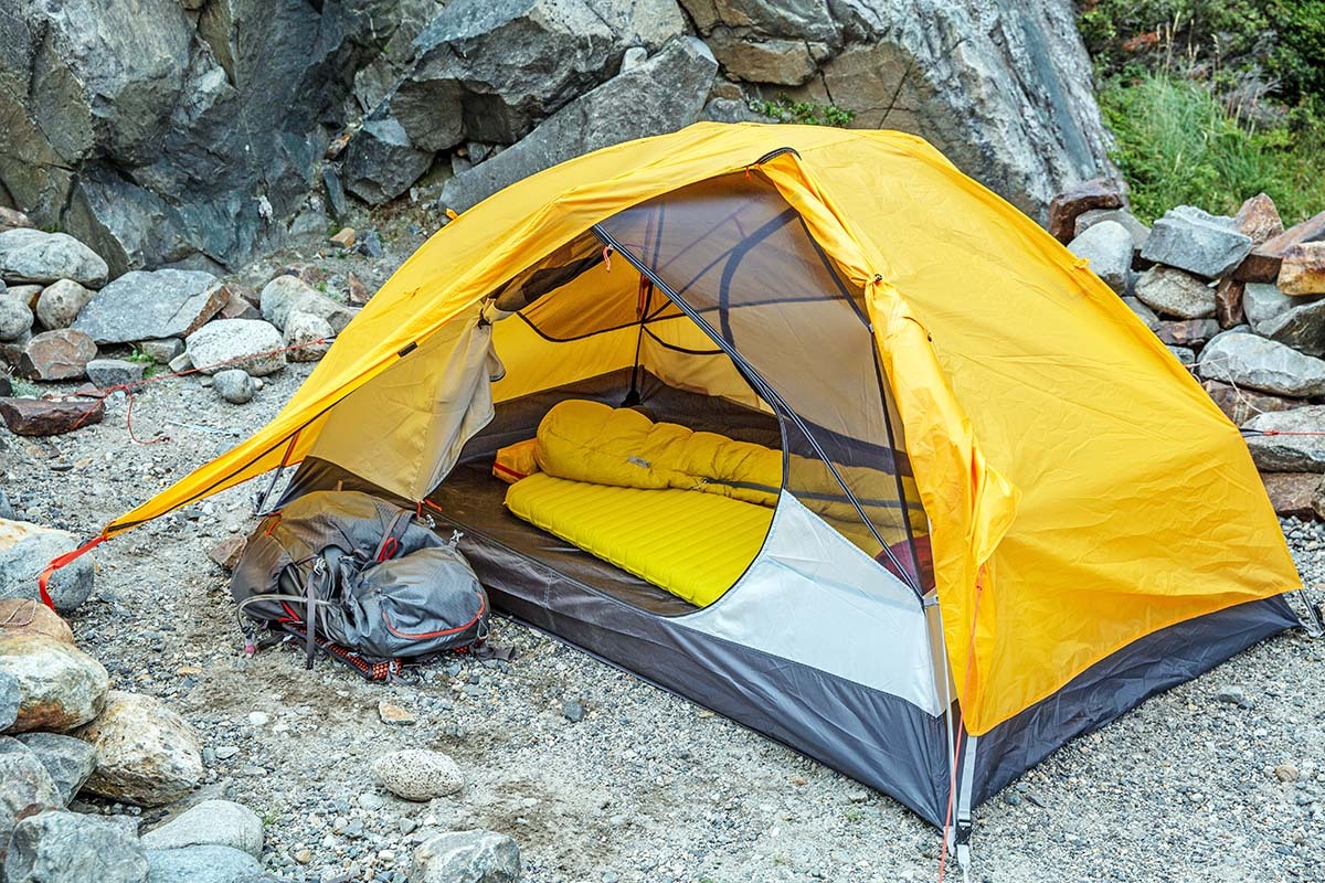 Best backpacking shop tent under 300